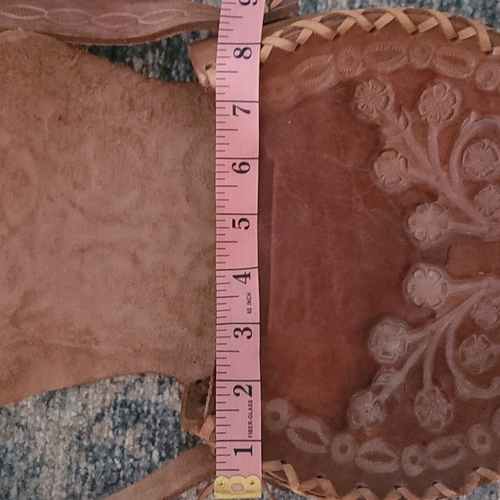 Hand Tooled Vintage Leather Bag - Picture 16 of 16